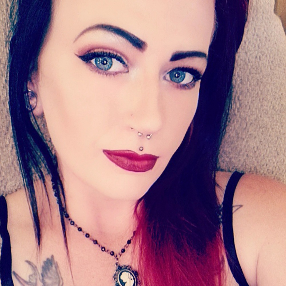 Meet your Posher, Scarlett